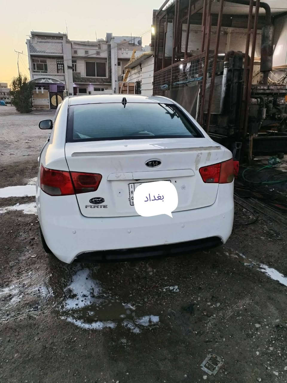 سلام عليكم سيراتو موديل 2009 خليجي للبيع مكينه لاتنقيص لاتبخير وكير جديد سنوية 28 ماعليها لاغرامة ولاشي باسمي السيارة مكانها بغداد بيها بنيد مبدل وقبق بدون حادث وبيها مكانات ققليلة صبغ الجاملغ الايمن وربع لباب وجاملغ الاخلفي وربع الباب اثار ضربة ستوته سعرها 80 غير متواجد ع نت للستفار ع الرقم ***********
