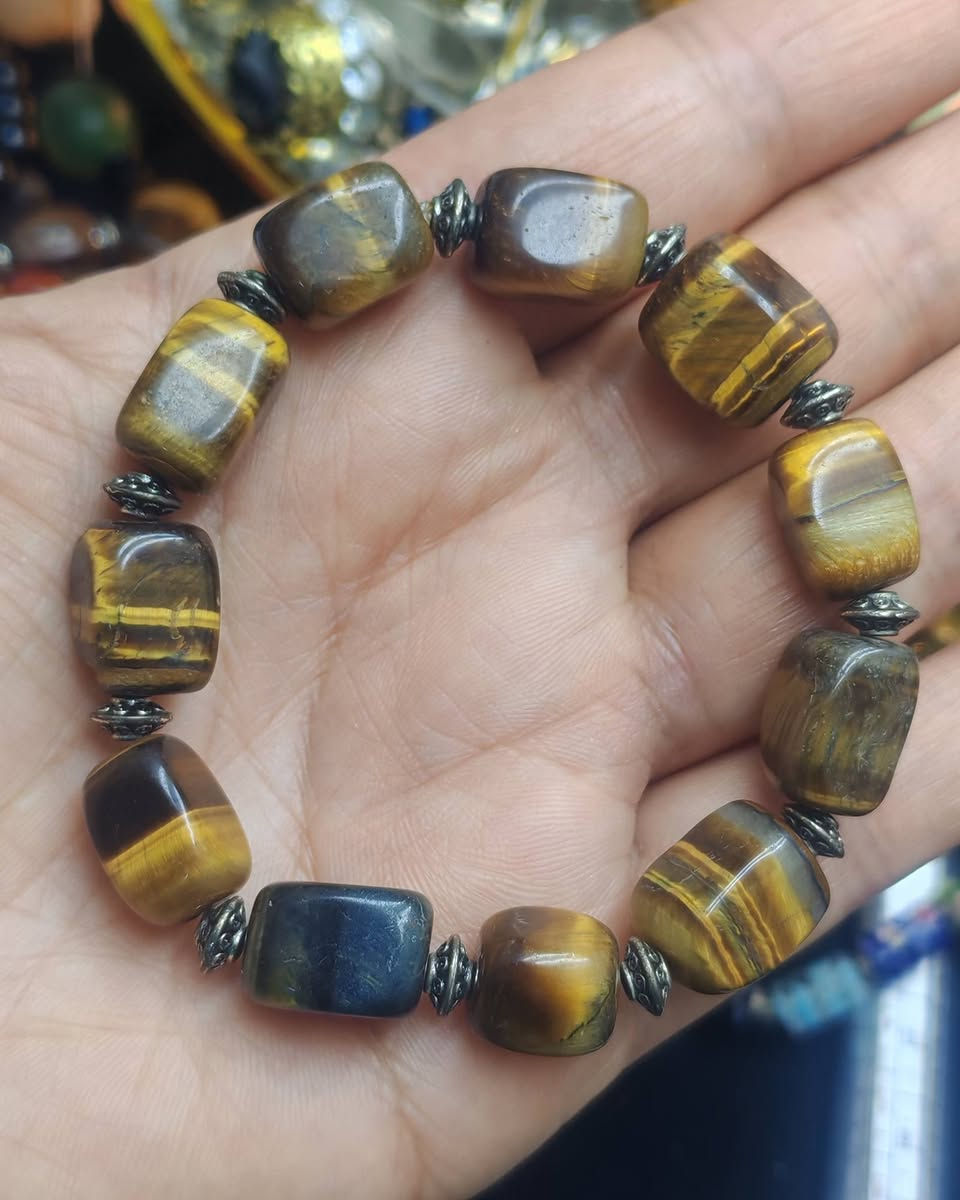 اسورات أحجار طبيعيه توجد خدمه توصيل


**إذا كنت صاحب هذا الإعلان وتريد حذفه لأي سبب، رجاءا أرسل رسالة إلى الدعم الفني**