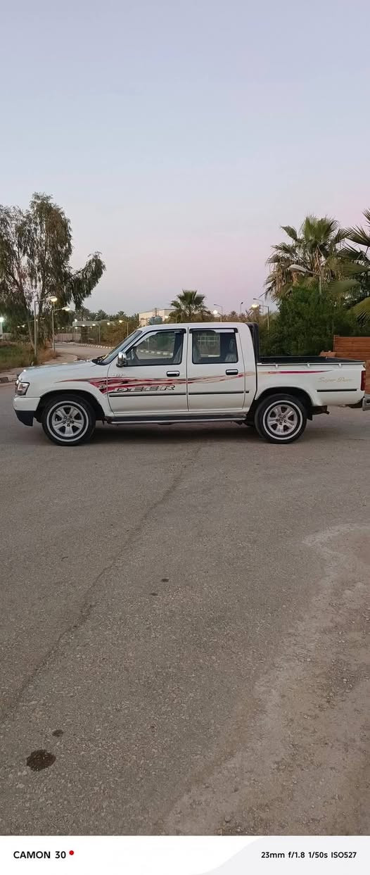 السلام عليكم
سيارة دير دبل قمارة موديل ٢٠١٣ 
رقم نجف نكليزي بأسمي تحويل ثاني يوم السيارة مكفولة ماعدى الهلالات مصلحه ومصبوغه تايرات ومحرك وگير جديد والسيارة جديدة مامتعوبه احلا من الصوره مكان السياره بابل السده مهناويه السعر ٦٨ وبيها مجال قليل رقم صاحب السيارة 
***********
