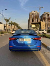 🟦 للبيع نيسان سنترا 2023 SV – أزرق – أربيل 🚗 موديل 2023، فئة SV، لون أ...