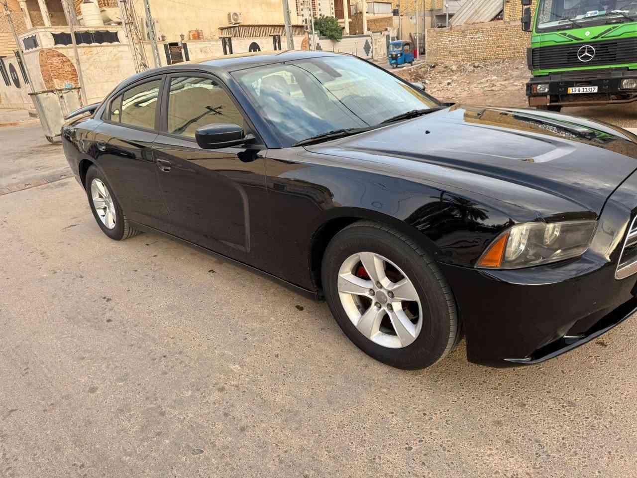 بدون مراوس فقط بيع جارج12وارد امريكي كلين هنا صاربيه جامغلق وتعمير ب الفخذه الباقي كفاله رقم شمالي مكانها ميسان سعرها125مكانها ميسان ‭***********‬
