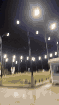 ‏سلام عليكم دراجة كولدن للبيع السعر24 وبيها مجال الموديل 2000 ياباني ماسحه الدراجة بدون رقم ***********
دراجه تخبل وجاهزه بيها نقوصات بسيطه مكان الدراجة بغداد الشعب
