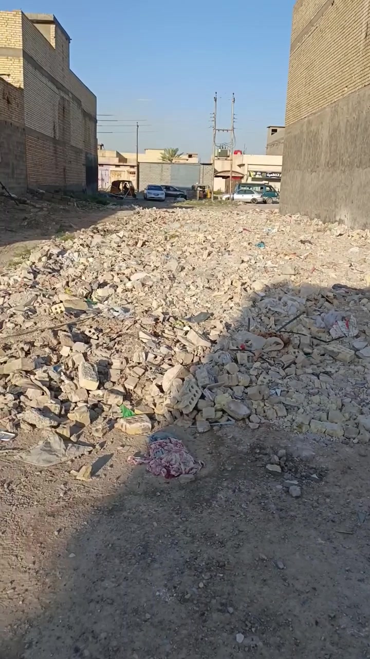 السلام عليكم قطعه ارض ١٥٠ متر منطقة السوداني بظهر التجاري مال سوداني السعر ٢٩ للاستفسار ***********
