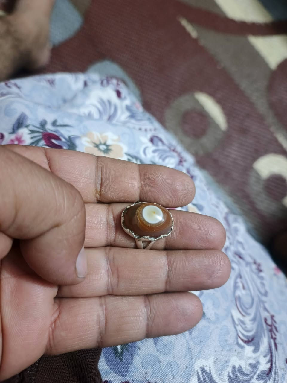 خاتم سليماني عين صريحة صياغه خفيفة للبيع ٣٥ ألف
***********
