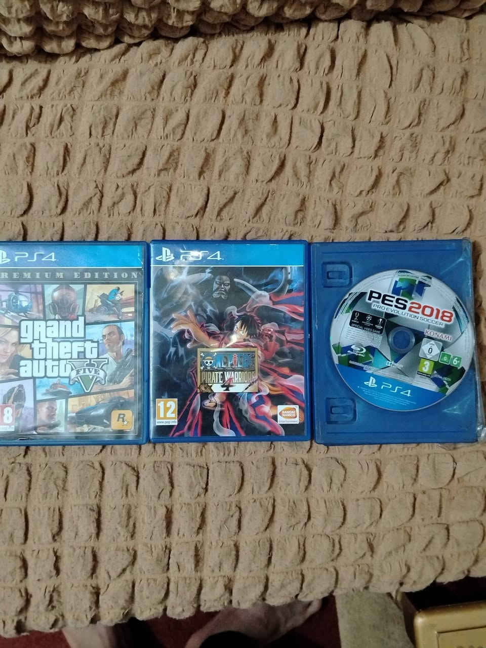 بلي فور سلم اون لاين صاله شهرين عندي برغي ما مفتوح منه الله شاهد حته وياه كارتونه. كامل ملحقات يدتين تجاريه.. و3 اقراص وياه.. بيس 18..ودرايفر.. ولعبه مغامرات مشتريه 30
مراوس ايباد 9 كون نضيف.. او بيع 230 قفل من اخير


**إذا كنت صاحب هذا الإعلان وتريد حذفه لأي سبب، رجاءا أرسل رسالة إلى الدعم الفني**