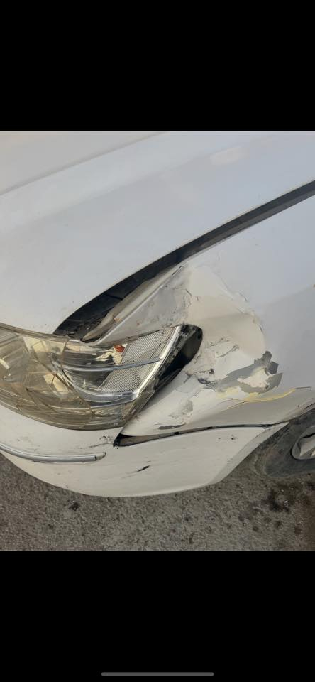 مساء الخير سوناتا وارد كوري محرك 2000 حادثها جاملغ امامي بغداد تحويل ثاني يوم  ***********سعرها 104 ومجال بسيط تبريد ثلج كير محرك صدر كفاله باتري جديد تحويل ثاني يوم  104 مجال بسيط  الشراي فقط يخابر وكلشي موضح بلصور ونفسه الجاملغ بي هاي الطخه موديل 2009
