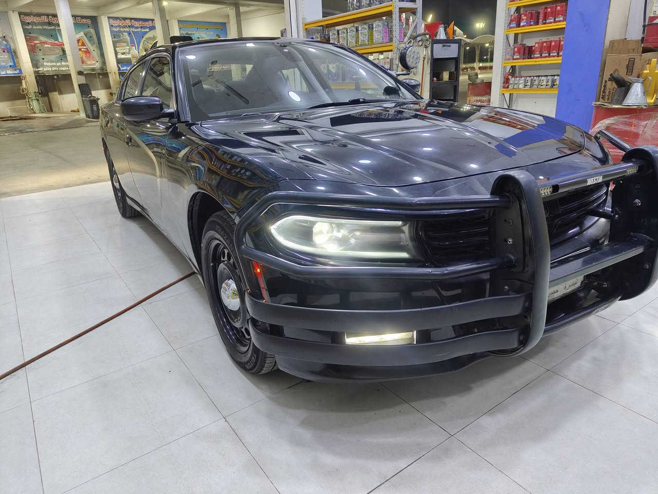 جارجر مديل 2017بوليسيه مكينة 5700كير مكينة حدادية تخم تاير تبريد ثلج سيارة جاهزه رقم بصرة كشنات حضن بيه 3قطع صبغ عنوان السيارة بصرة السعر 153رقم ***********
