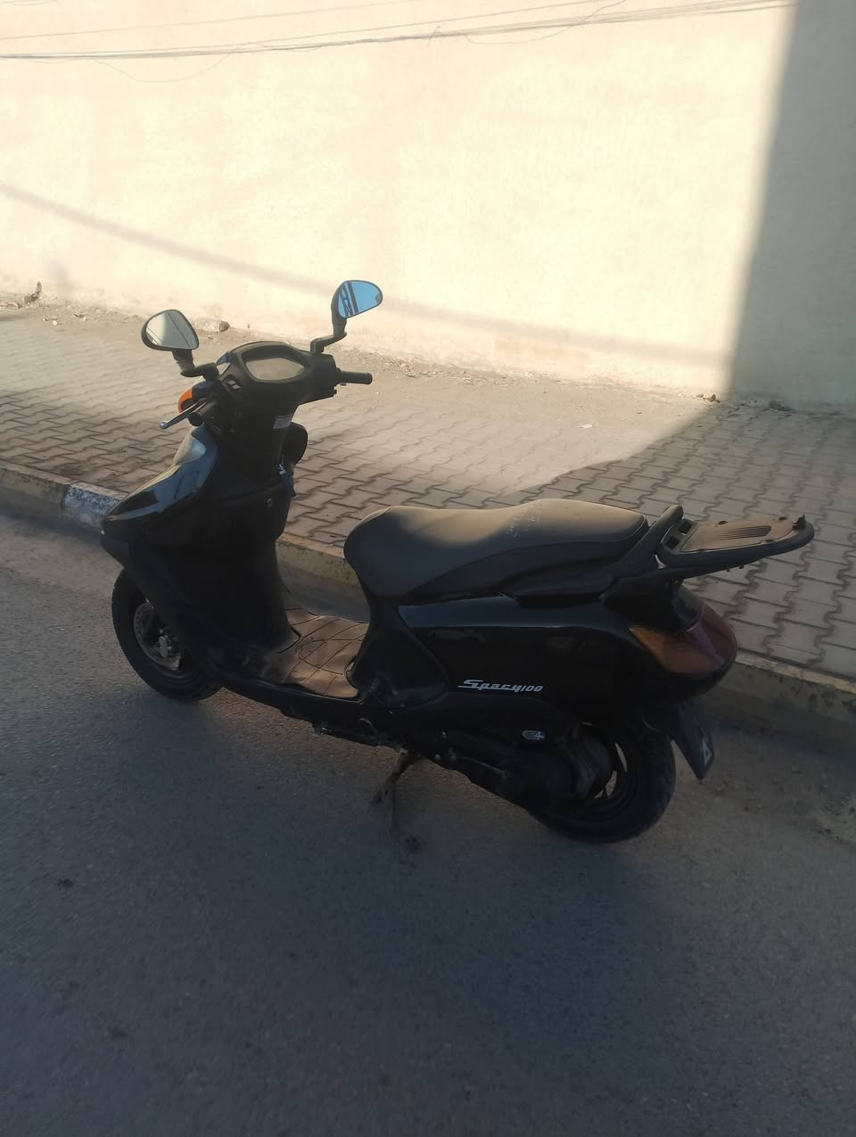 دراجه سبيسي ياباني كفرات اصليه ابو الختم كهربائي كله شغاله مكينه ناعمه فول كابريتر  اصليه دراجه جاهزه فول ما بيها اي نقص الهاتف,*********** المكان كوت الزهراء
