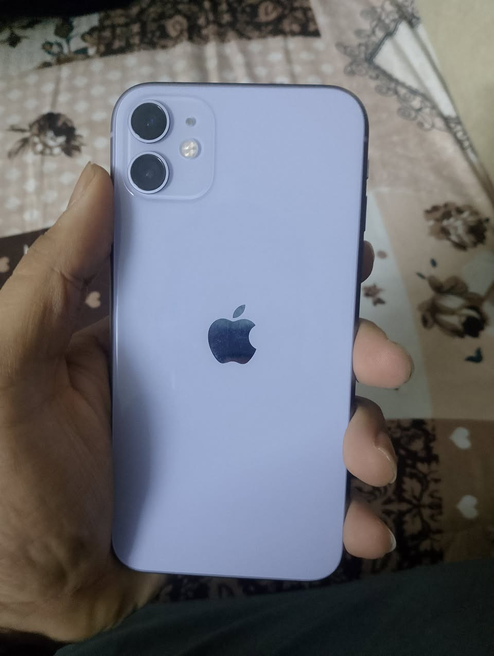 سلام عليكم ايفون 11عادي مبدل شاشه وفيس ايدي عاطل ذاكره 128 تك بطاريه 76 للبيع 200وبي مجال ***********

