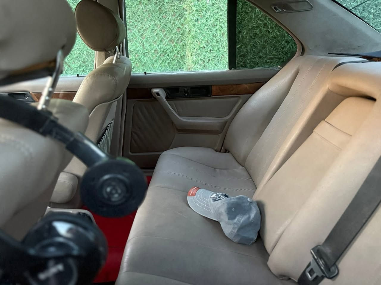 موديل 93 أصل BMW-525Ai

مكينة 6 سلندر فانوس 
كير 3 وضعيات أوتو الماني 
السيارة فول مواصفات ماناقصه شي
التبريد ثلاجة تبديل غاز والفان والكمبريس جديد والكهربائيات 
موديل 1993 أصل بليته وسنويه📃
رقم سليمانية دولي وسنويه جديدة لل27 تحويل مباشر المالك بالطارمية 
لون كرزي  
كشنات جلد كهرباء تدفئة جدد
جامات كهرباء 
تنته بالقمارة شغالة 
دشبول صاجي يخبل 

تخم سماعات جديد
راديو مسجل بلوتوث 
كهربائيات كلها شغاله انارة لايت كله جديده 
حدادية وسط
مكينة لا نضّح ولا تنقيص 
بجم عرض 
منظومة بانزين جديدة من فيت بم الى الفيش الى الكلاص الى البخاخات  الى البلكات كلشي جديد 
تخم تاير جديد + باتري
ويل خلية اكسل مفتوح  
 السيارة مصرف عليه هواي ونظيفة 
الرون بال140- يقراء 2

موبايل *********** مكاني بابل
