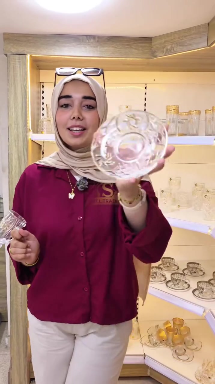 ☕✨ لكل قعدة حلوة.. لازم يكون فيها طقم شاي شيك يكمّلها!
طقم شاي بالطبق بتصميم أنيق ولمسة راقية، مناسب للضيافة وللاستخدام اليومي، ويضيف جمال لأي سفرة. 🤍
خلي شياكتك تبدأ من فنجان الشاي! 🌸
متوفر الآن بأفضل سعر لفترة محدودة. سارع بالحجز قبل نفاد الكمية.
#رسلان #طقم_شاي #ضيافة #أدوات_منزلية #ديكور_المطبخ #عروض #مستلزمات_البيت


**إذا كنت صاحب هذا الإعلان وتريد حذفه لأي سبب، رجاءا أرسل رسالة إلى الدعم الفني**
