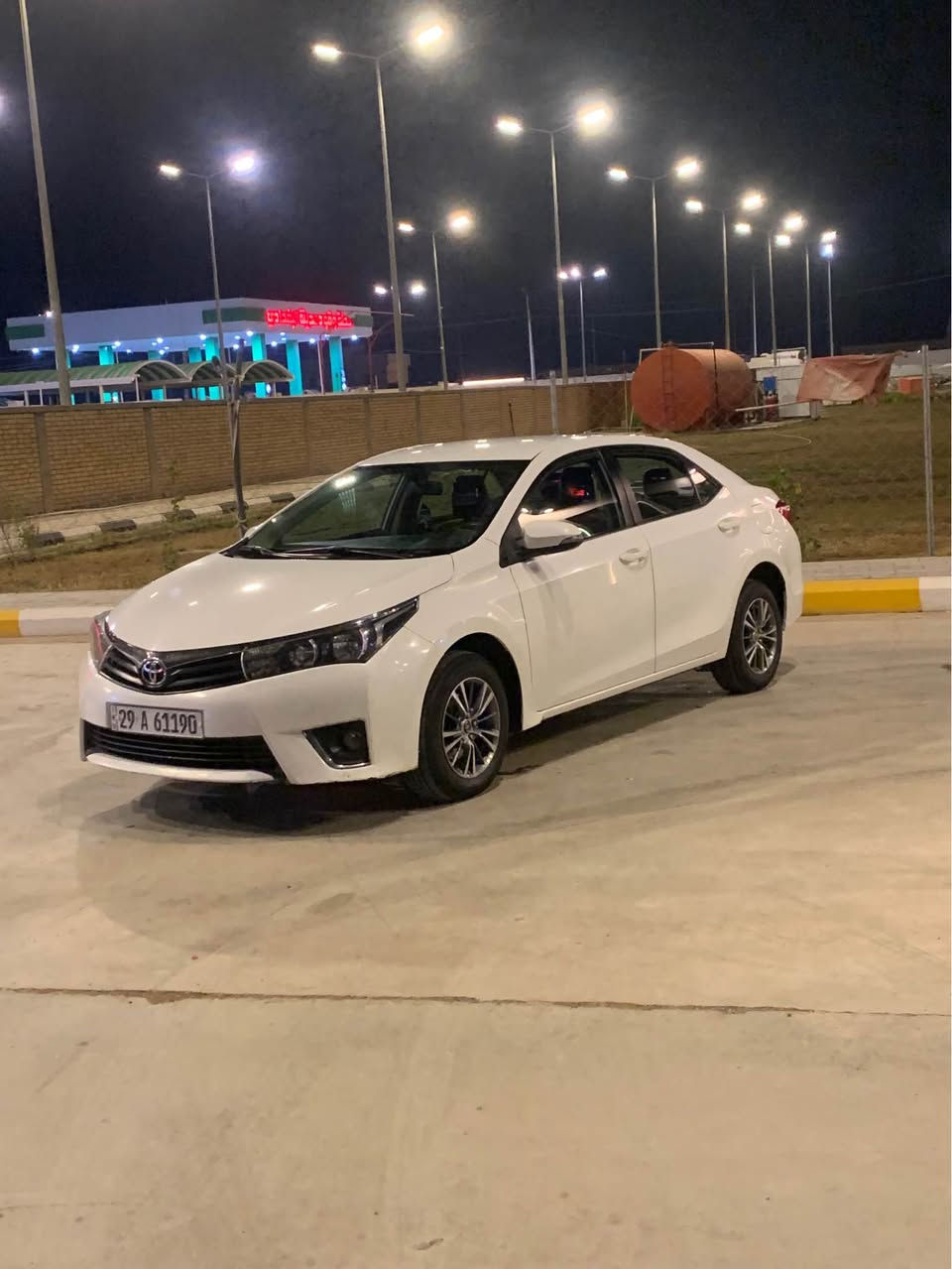 السلام عليكم كورلا موديل 2015 للبيع أو مراوس حسب القناعهً السعر 145 لا تكلي شبيها مجال تعال كلب لسياره وقتنع بيها يله نخصم سعر وشوف خواتها. ابيش يله تخابرني 
سياره كفاله عامه وسونار كدامك إني ماخذا بيدي 
لسياره جديده بمعنه الكلامه 
كير ومكينه وحداديه 100 /100 شرط ترايها احله من لزيرو
تخم تاير جديد 100/100 لسياره ويل كب 5 
كشر لسياره نضافته 95 /100 لسياره معايزه برغي
رقم واسط نكليزي مداور ثاني يوم أو نكتب عقد مرور 
مكان السياره كوت واسط شارع النسيج السلام 
*********** ابو كيان اتصل واني خادم ماعندك تأخذها ابلاش  وصلو على محمد وال محمد دهل اوران, واسط
