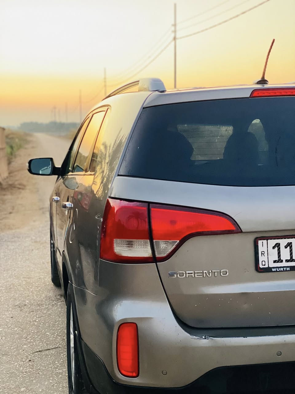 السلام عليكم كيا سورنتو للبيع وارد امريكي اربعه سلندر سبعه راكب مكفوله من الصبغ والتبديل والضربه بيها تعديل ع بارد بسيط  وطلقه بالقماره مامبينه لباقي كفاله عامه ع وضع الشركه محرك وكير وتخم تاير كفاله مواصفات بردات مال شركه اشاير بالمري شاشه لمس وكامره و حساسات تحكمات ستيرن جهتين مانع انزلاق لسياره جديده جداً دوشمه جديده لايت زنون عالي ناصي رقم بغداد الدولي سونار مرفق بالمنشور وين ميعجبك افحص تبريد قطعتين ثلج سياره جديده بمعنى الكلمه السعر145وبيها مجال لطيبين عنوان السياره بابل سده الهنديه للاستفسار *********** اتصل وبيك خير وتدلل

