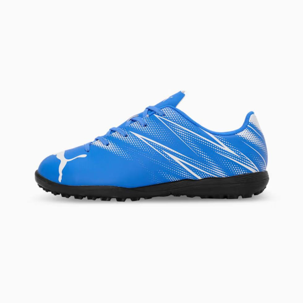 الحذاء هو PUMA Attacanto TT باللون الأزرق المذهل والأبيض.

القياس 41
السعر 35.000 الف

المواصفات الأساسية:
العلامة التجارية: بوما (Puma).
الموديل: Attacanto TT.
اللون: أزرق مع تفاصيل وشعار باللون الأبيض (Bluemazing-PUMA White).
نوع النعل: نعل مطاطي يحتوي على بروزات صغيرة متعددة (Multi-studded) مخصصة للثبات على العشب الصناعي.
الجزء العلوي: مصنوع من مواد صناعية خفيفة ومرنة لتعزيز التحكم بالكرة. 

للاستفسار، يرجى التواصل عبر الاتصال أو الواتساب على الرقم ***********، او عبر الرابط https://wa.me/message/TZ6U44S42JMOD1
