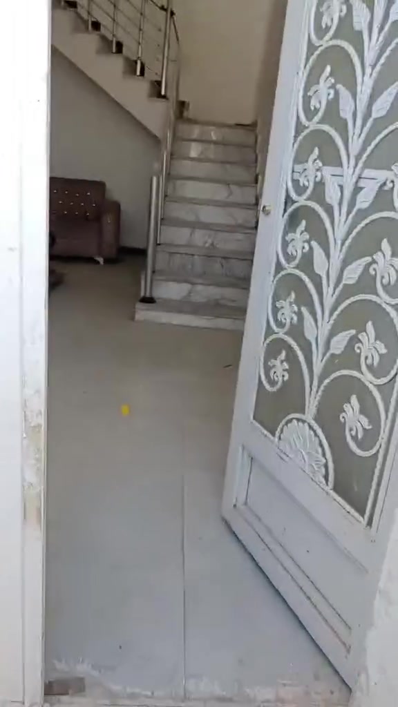 بيت الأيجــار 50متر بناء جديد حي العباس الحولي طابق ونص جوه صاله ومطبخ. وطحيات فوك غرفه كلش جبيره اجاره 300قفل
بيت الأيجــار 50متر بناء جديد حي العباس الحولي طابق ونص جوه صاله ومطبخ. وطحيات فوك غرفه كلش جبيره اجاره 300قفل


**إذا كنت صاحب هذا الإعلان وتريد حذفه لأي سبب، رجاءا أرسل رسالة إلى الدعم الفني**