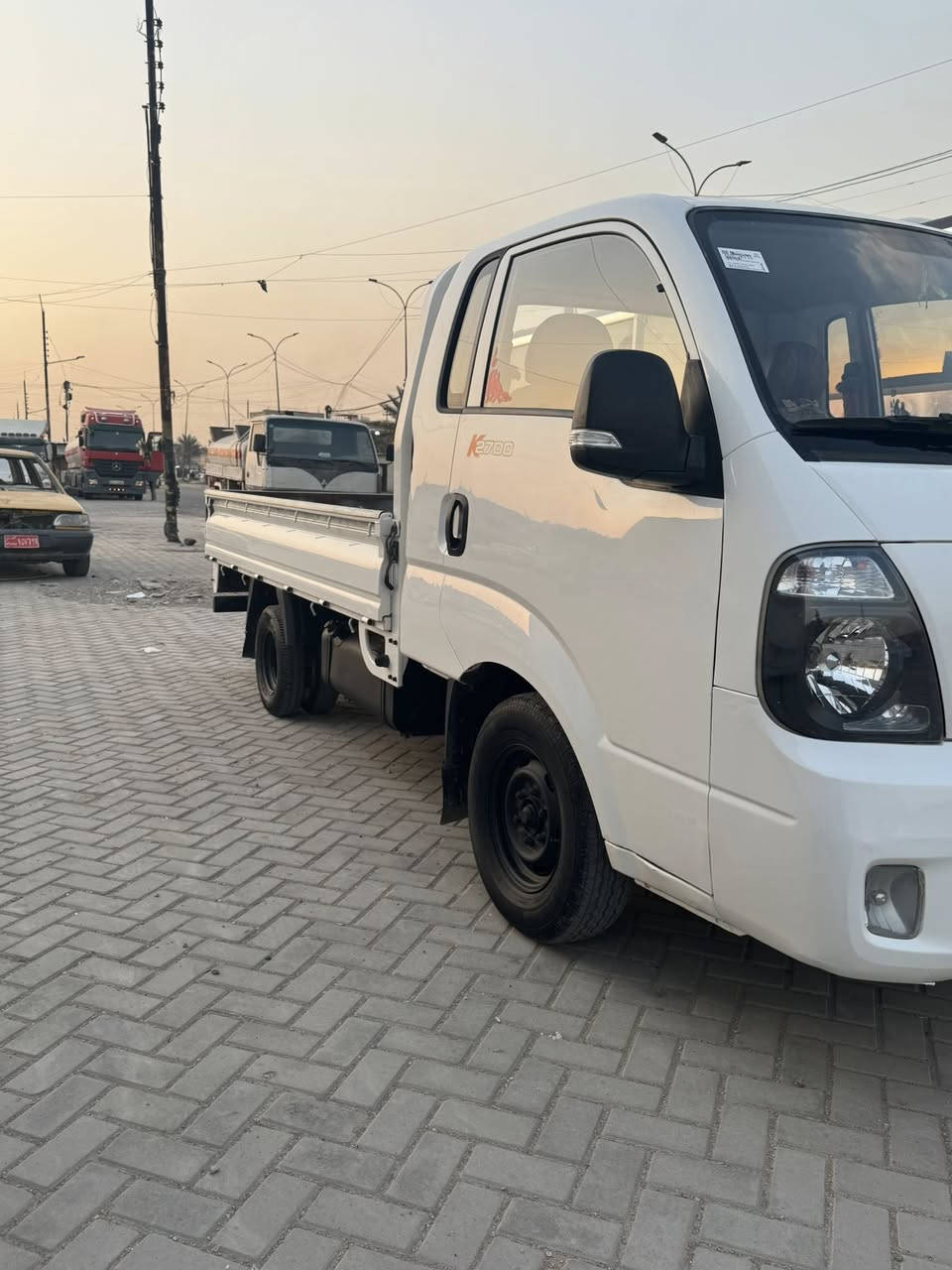 سلام عليكم كيه موديل ٢٠١٨ سياره مكفوله مكينه كير اكسل شواصي حداديه ومكفوله من ضربه وصبغ والتبديل سياره خير من الله العنوان بغداد الرقم لل ستفسار ***********
