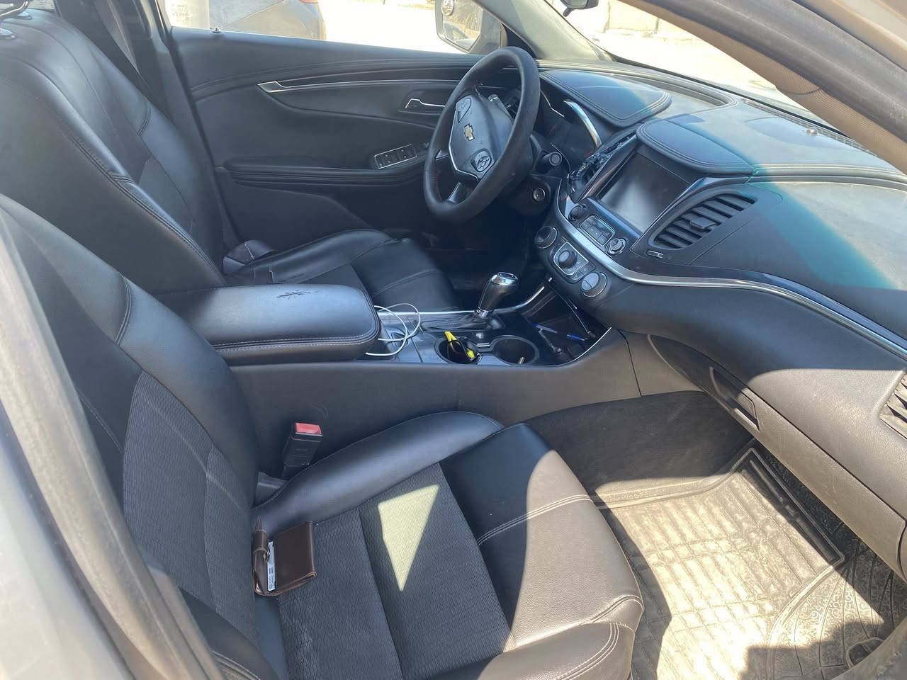 السلام عليكم. للبيع او مراوس . امبالا. ٢٠١٧ ماشية ١١٢  ميل ، ٤ سلندر  . حادثها جاملغ امامي وبنيد  وبيها بابين بارد اثر طخات بسيطه رايدها ١٠٥ وبيها مجال مكاني بغداد حي القاهره ***********
