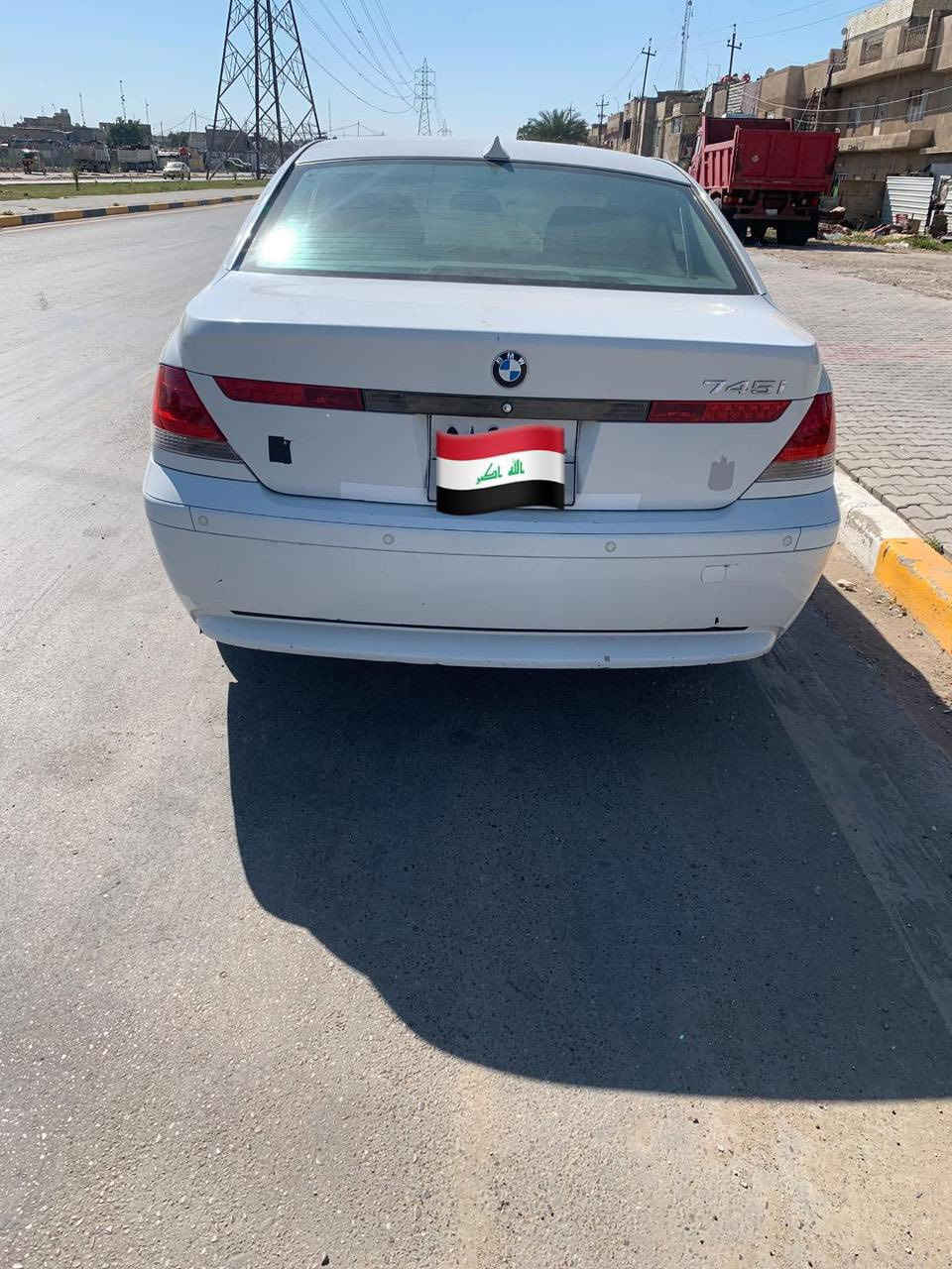 السلام عليكم 
Bmw 745i 
موديل 2003 
السيارة كير مكينة مكفولة
تبريد ثلج 
تدفئة تبريد بالكشن 
كلشي بيها شغال 
بنيد قمارة صندوك بدون صبغ بلادية 
مرشوشة صفحتين جمالية 
السيارة رقم اربيل 
ما اندل راعيها
مكاني بغداد 
سعر 55 وبيها مجال 
***********
