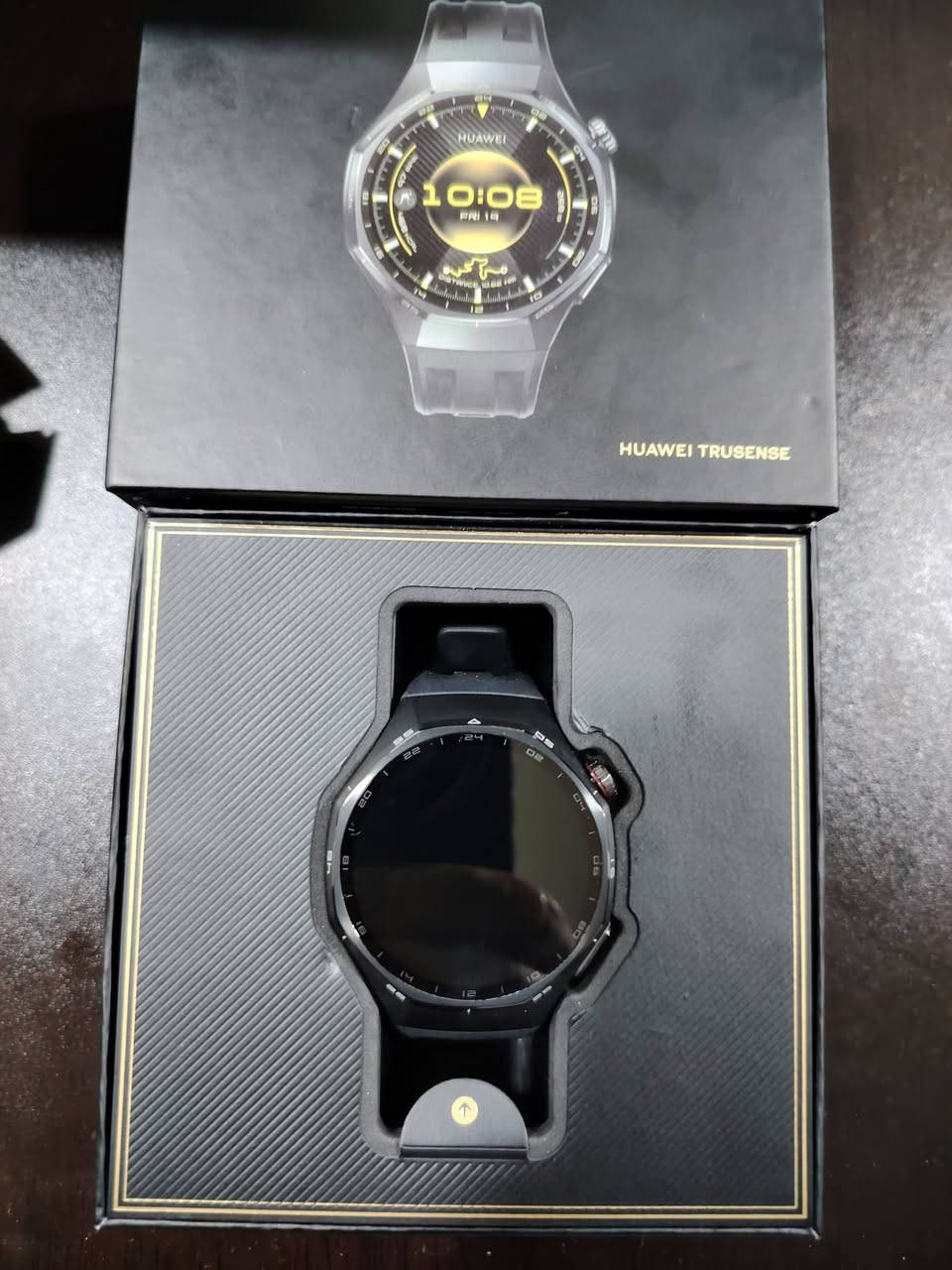 للبيع فقط 🔴
السلام عليكم ساعه huawei watch gt 6 pro
الساعه تكدر تعتبرها جديده نضافتها 100٪ مشحونه مره وحده فقط استعمال يوم و نص فقط و تجي تشوفها شوفه عينك نضافتها السعر 360 الف و بيها مجال حك الجيه 
العنوان بغداد الغزاليه
هـ/***********
