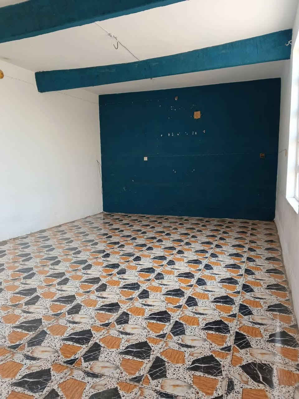 شقه للايجار 100 حي الوفاء شارع عشرين  غرفتين وصاله ومطبخ مفتوح سطح مرتب خط مولد *********** النجف, العراق
