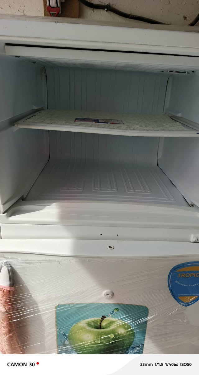 ثلاجه للبيع العنوان نجف📞📞📞***********
