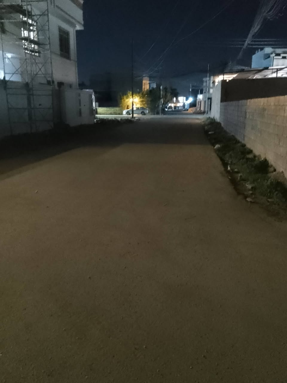 السلام عليكم ورحمه الله وبركاته 
قطعه ارض مساحه 130 الوجه سته ونص  ونزال عشرين 
شارع 10 مربع مولود الزوبعي القطعه تحويل ثاني يوم الاستفسار ***********
