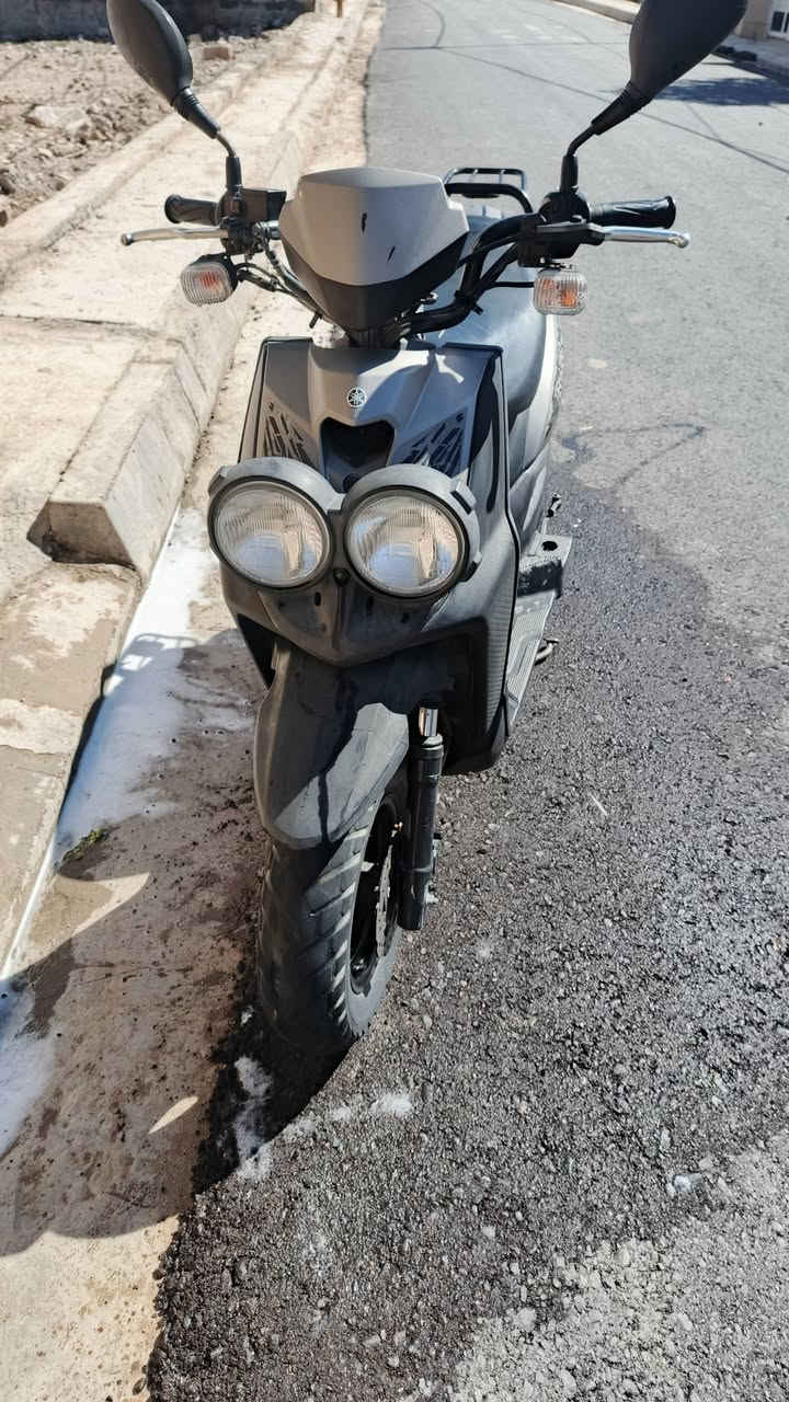 دراجه ستينيه جديده فول  موصفات   دراجه رامبه كلشي شغل مكينه جديدة كهربائيات شغاله مثل بل صور وانظف مكلف بنشر  المنصورية دلي عباس  حي الضباط السعر مليون  بي مجال شويه رقم صاحب دراجة***********
