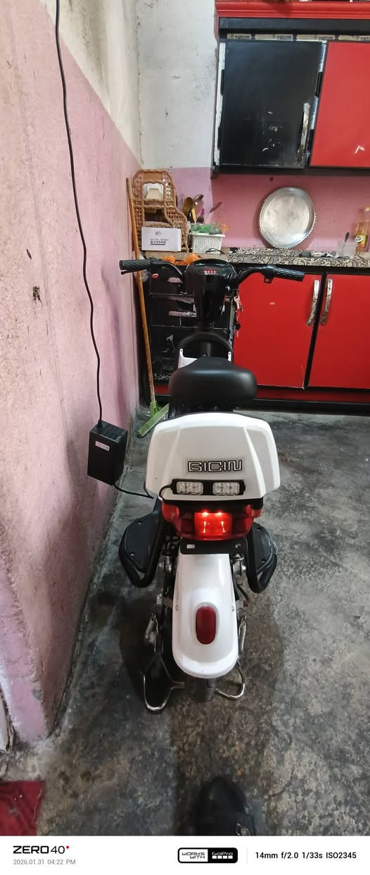 سلام عليكم درجة شحن كهربائيّة
السعر  250
المكان في كربلاء المقدسة حي العسكري الحر 
***********
***********
