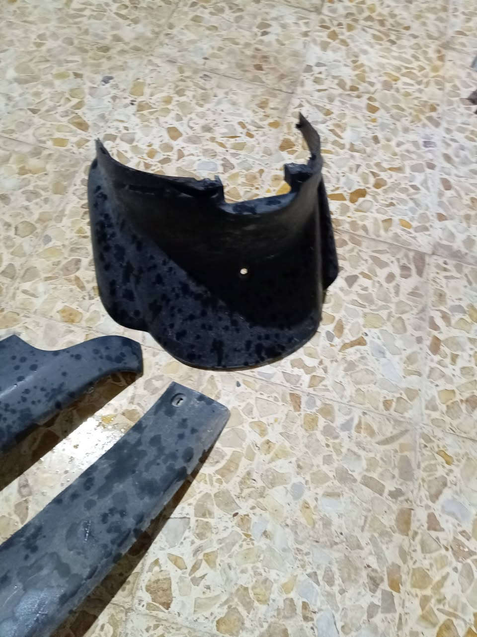 للبيع مال  ماطور بوتين 

 اصليات شرط *********** مكاني موصل
