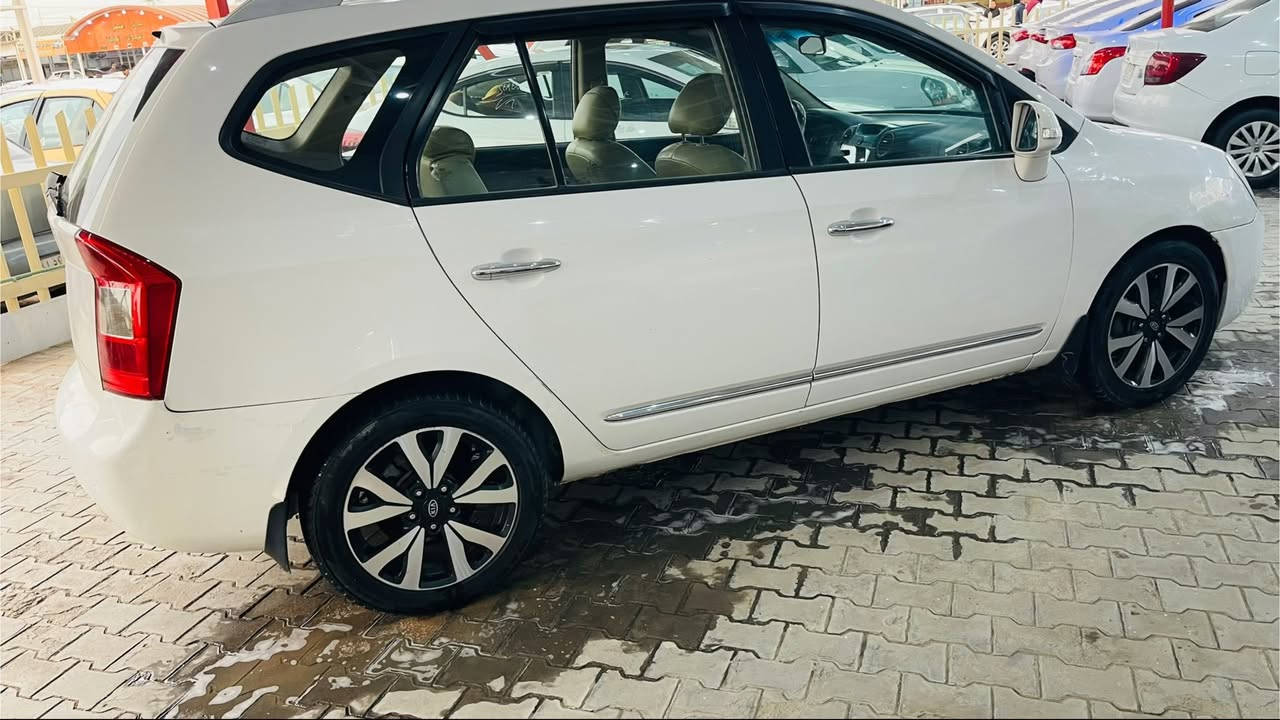 كيا كارنز 2013 خليجي  محرك 2000 كفاله من ضربه بس بارد جاملغ امامي يمنه بدون فتح اربيل مداور ثاني يوم فول استفسار *********** سعر 125$
