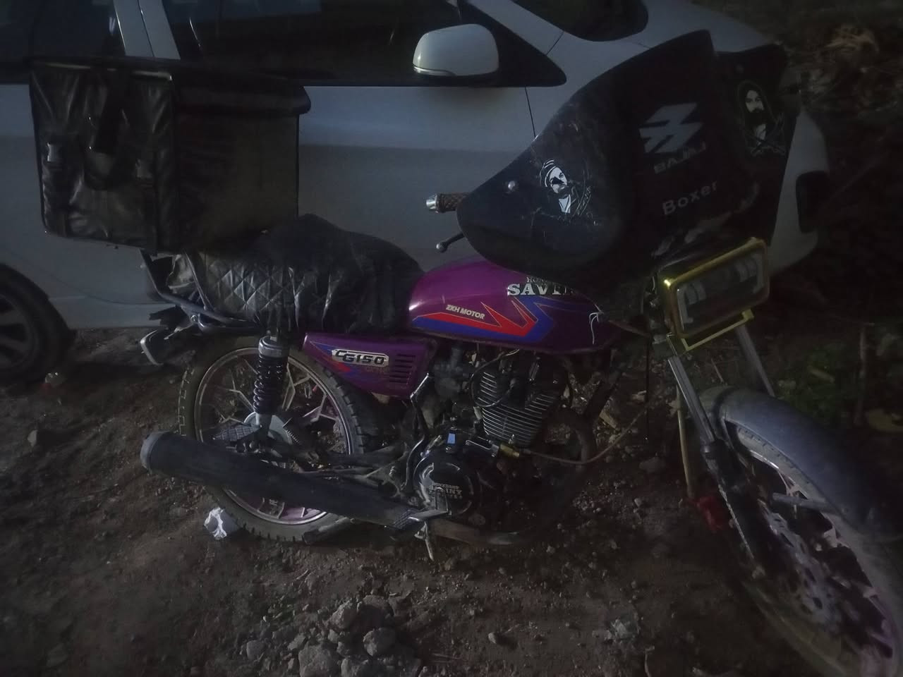 دراجه ايراني سافيني 5 كير موديل 25 محرك 200 مع جنطة دلفري تاخذها على الفحص رايدها 400 شراي ادخلي خاص او راسل وتساب *********** ونتفق على السعر مكاني الكاظمية , الطي
