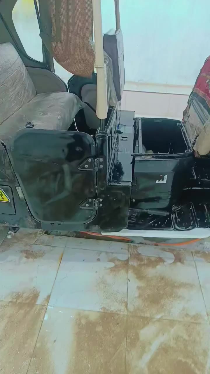 سلام عليكم تكتك البيع رقم كفاله عامه رقم واسط  مكان ناصريه قضاء نصر  لا تكلي شبيه ما بيه هاذ المقطع كدامك سعر 8700 وبيه مجال
*********** @إشارة
