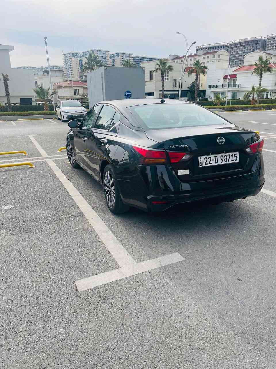 بەناوی خودایی گەورەو میهرەبان نیسان ئلتیما مۆدیل 2023بەنسبەت بۆیاخ 4 پارجەیی بۆیاخە بی ژۆری وەکو مواسەفات (sv) فولە بەس سلایت نیە سە عری ١٤٢ کە میک  مەجال بۆ زانیاری زیاتر پەیوەندی بەم ژمارەیە بکەن ***********واسئپ أربيل, العراق
