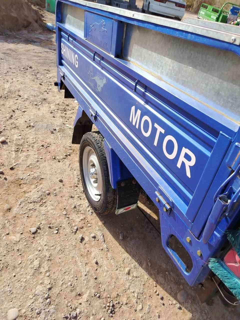 ستوته جمره للبيع موديل 23 أوراق 
جاهزه محرك كهربائيات تايرات سلف هندر السعر مليونين و٥٠٠ واسط العزيزيه
***********
***********
