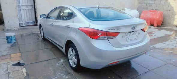 السلام عليكم ورحمه وبركاته اخواني سياره النترا افانتي كفاله ماعده طخات خفاف وضربه بل جاملغ الخلفي موديل 2012 حجم المكينة 1600سنويه 28حداده الاماميه تعبانه شويه رقم الهاتف ***********غير متواجت نت
