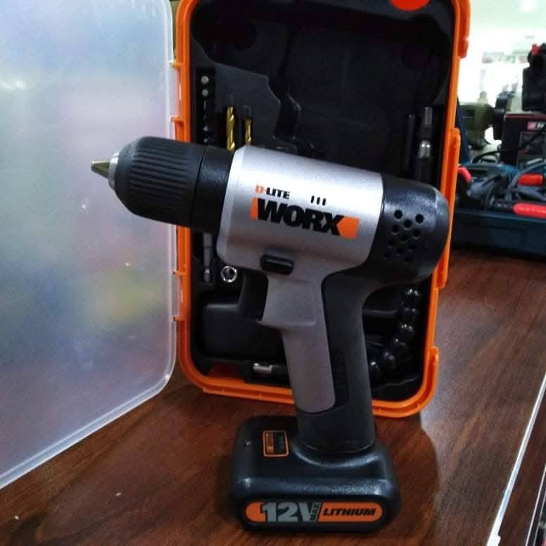 دريل شحن فتح وشد بطارية 12 فولت ليثيوم مع براين لبات درفيس و حلزون دريل تحفة بمعنى كلامة خفيف وزن قوية جدا تشتغل بيه يوم كامل ماركة وركس اصلي الماني
سعر : 50 الف
للإستفسار مراسلة واتس اب ***********
