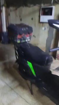 ماطور ماكس للبيع السعر 700 وبي مجال 07758619663