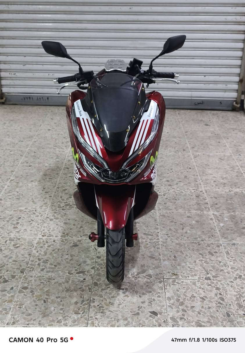 سلام عليكم درجة بي سي اكس
الون احمر ماروني الدراجه اموشمه ابلادي
جامه قطعتين كاربون فايبر طياريه خلفيه اصليه
مكينه اكلاجات كفاله عامه شوته شفافه
حساس ازدحام استان كهرباء مرايات اصليات
بغداد حي النصر الاستفسار ***********
