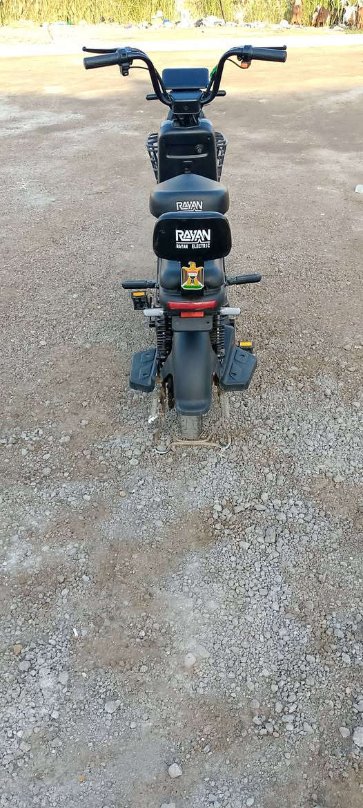 دراجه شحن للبيع السعر ٣٥٠وبيه مجال تفاصيل خاص***********
