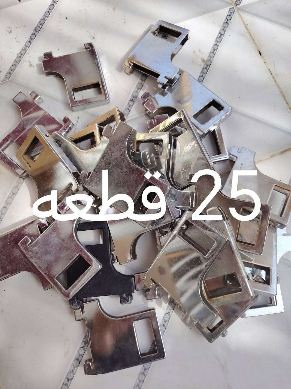 غراض محل ملابس اطفال ونسائي العنوان كربلاء طويريج ***********
