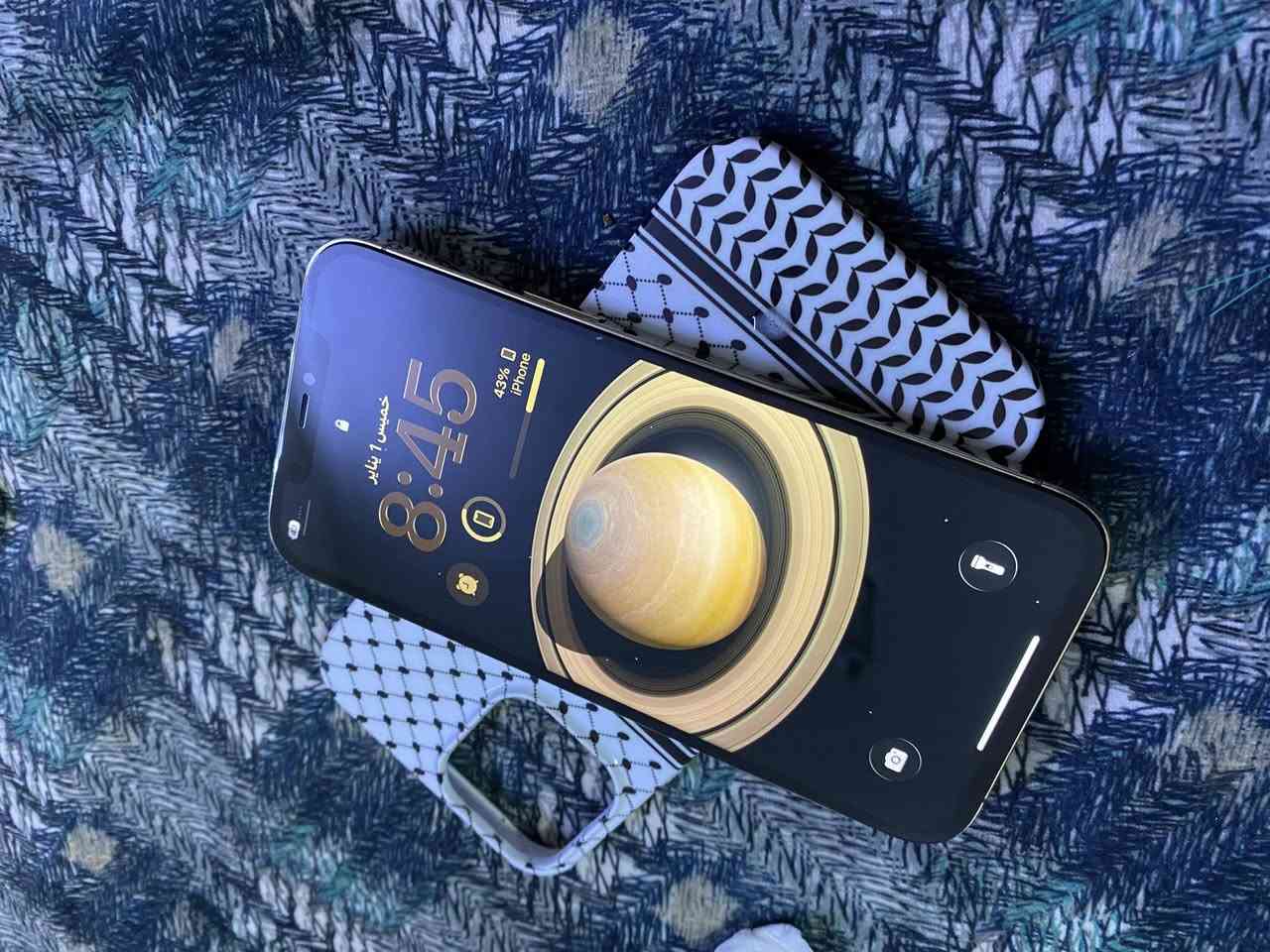 السلام عليكم 👋
ايفون ١٢ برو ماكس 
ألون ذهبي 
الذاكره ٢٥٦ 
دبل سيم كارت 
مبدل بطاريه فقط 💯 
الجهاز حيل نضيف 
فيس إيدي شغال 
الكامره دمعه 
السعر ٣٧٠ وبي مجال للطيبين 
للاستفسار خاص أو ***********
