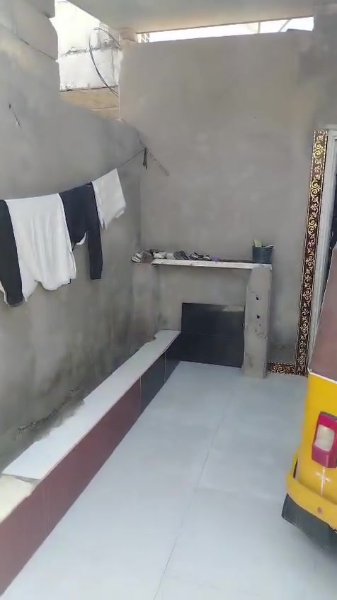 سلام عليكم ورحمة الله بيت البيع زراعي كامل في منطقت خلف العمارات حي جامي قريب على طاقه الكهربا بيت جاهز بس السكف سندويج سعر ***********
