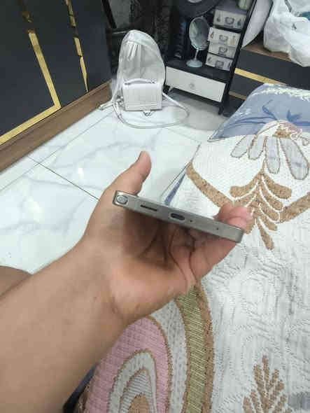 ٢٥ الترا للبيع مليون و ١٠٠ استخدام كم يوم كامل ملحقات الجهاز جديد مع كفر ولزكة شاشة وشاحنةة
مكاني المنصور 

***********
