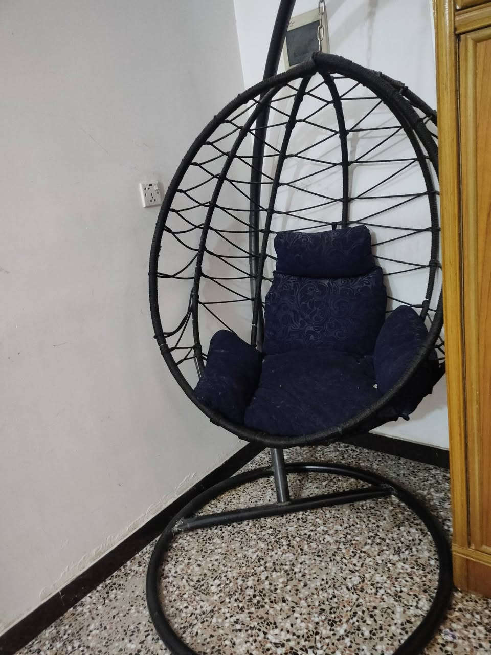 السلام عليكم مرجوحه للبيع حجم كبير عنوان بغداد ***********
