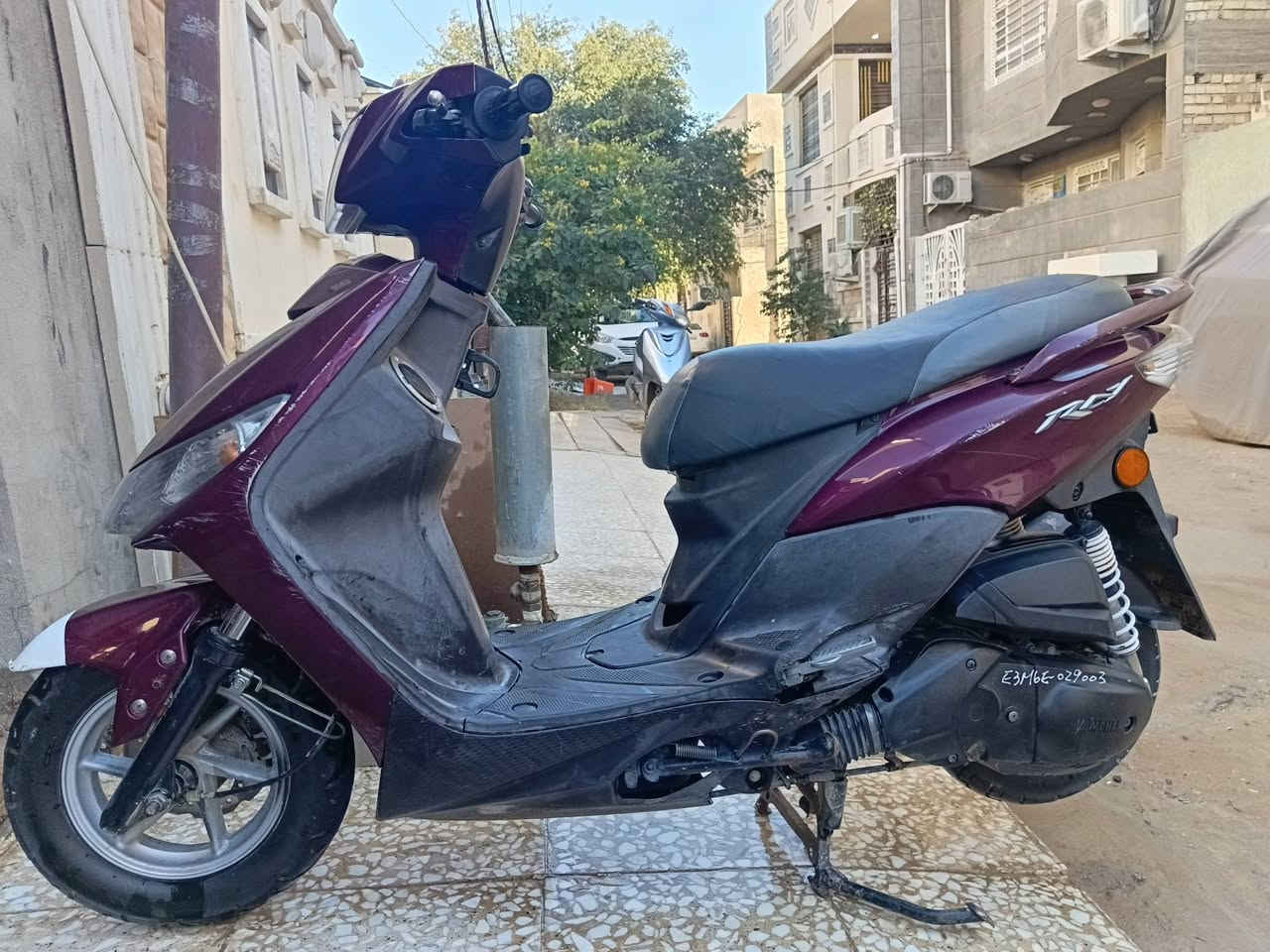 السلام عليكم جيتي آر حديث للبيع دارجة كفالة محرك وگفر نكرة بكل وقت بانزين محسن ودهن كل ١٥ يوم دارجة خير من الله  المكان الكاضمية السعر مليون ***********
