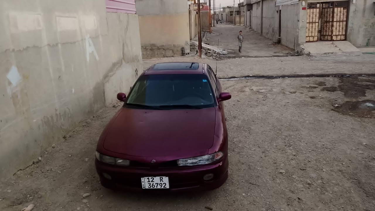 ميتسوبيشي كلنت رقم نينوى  هزه جديده محرك بروتول السياره فول اوتوماتيك قطره صبغ ما بيها كاربون بنزين الكتروني ضخم امامي وخلفي جديد ضخم تاير جديد السياره تبريد بس تبريدها عاطل شرطه تحويل الوكاله من الشرعي موديل 93 سنويه تنتهي 2031 سياره بلدي عنوان موصل كوكجلي السعر 43 ورقه رقم موبايلي ***********,
