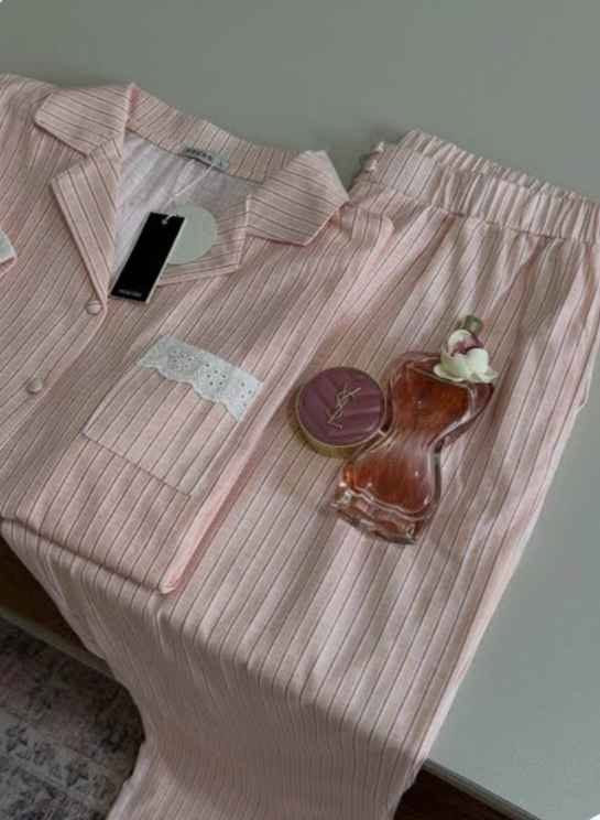 Pyjama tress boutonnée bzzf classe et confortable 🤩 et en plus tissus bared khfif ✨️❤️ البليدة, الجزائر


**إذا كنت صاحب هذا الإعلان وتريد حذفه لأي سبب، رجاءا أرسل رسالة إلى الدعم الفني**