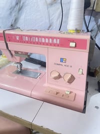 ماكينة تطريز • برذر 14 • نضيفه جدا