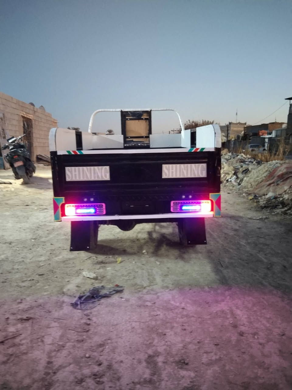 ستوته للبيع 2017 محرك 2024 مقفوله اوراق.. ***********
