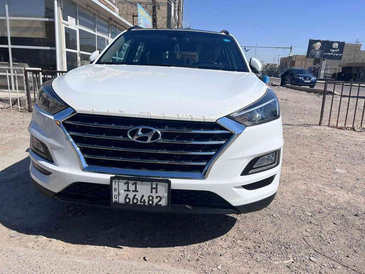 توسان 2020  كوري اصلي وارد خليجي  رقم بغداد الجديد بسمي  شرط تحويل
ماشيه 80الف    محرك كير وضع شركه برغي مامفتوح وكفالة عامه من صبغ بيه مكان ما مصلح وموجوده صوره 
مواصفات 1/1 
 بنوراما  2000 دوشتشغيل بصمة  بيبان بصمة  
مقاعد امامي كهرباي ترحيب باليده مع فتح و قفل مرايا
شاشة كبيرة بلاديه شحن لاسلكي ثلاجه جكمجه 3وضعيات تشغيل 
ايكو/سبورت/نورمل أريل ماوس قطعتين تبريد رادار كاميره دواره
حساس امامي حساس خلفي
تخم تاير جديد  5ويل و الشراي يتصل ***********
لسعر 198 وبيه مجال قليل
